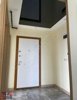 Büyükçekmece Kumburgaz Mahallesi'nde Satılık 2+1 Arakat Daire