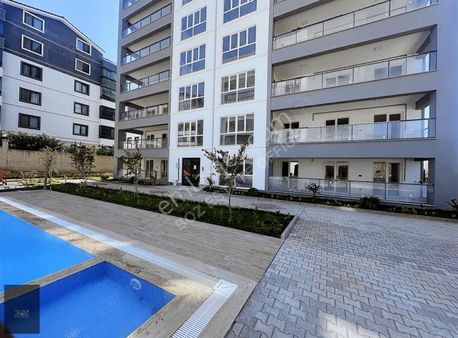 Kayapa Çamlık Lık Yapı Konaklarında Satılık 3+1 Havuzlu Daire.