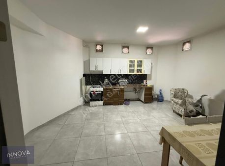 Kocaeli Çayırova Bosna Caddesi Üzerinde Satılık 500m2 İşyeri