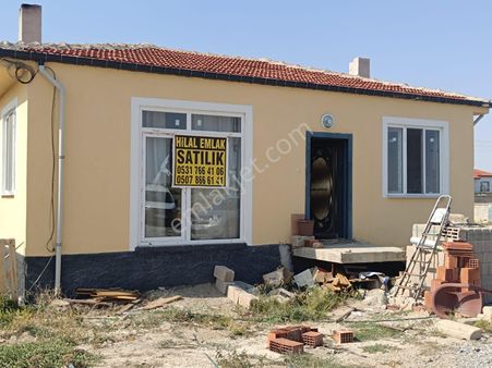 Hilal Emlak'tan Satılık Müstakil Ev