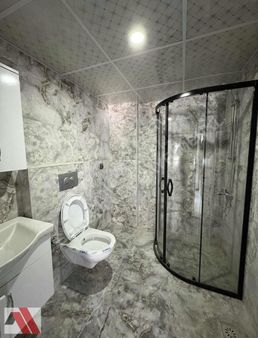 Sümbüller'den Hacı Kadir Cami Yakını Balkonlu 65m2 Geniş 2+0