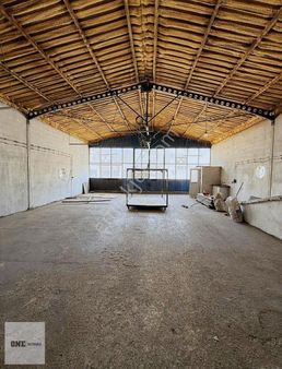 Doğusanayide Kaçırılmayacak 200m2 Dükkan