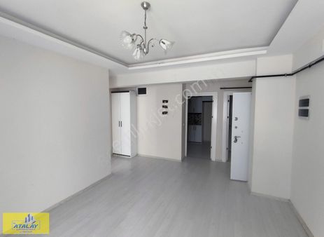 Öz Atalay Gayrimenkulden Eski Beşevlerde Geniş 1+1 Kombili Daire