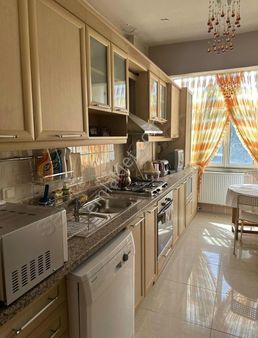 Engin Erdem'den Merterde 3+1 Satılık Düz Giriş Daire