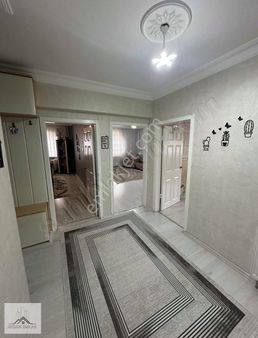 Aksan Emlak'tan Mehmet Akif Mah. 3+1 Cadde Üzeri Satılık Daire!