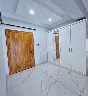 Yaşam'dan Havuzlu Sitede 3+1 Ebeveyn Banyolu Kiralık Sıfır