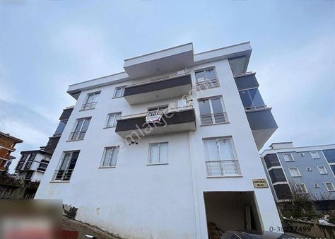 Körfez'de Eşyalı Satılık 1+1 Daire