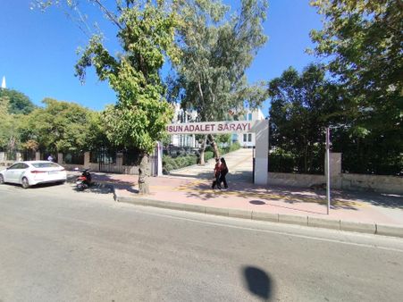 Efsane Konumda 2+1 Ara Kat Daire Fırsat Acil Satılık***