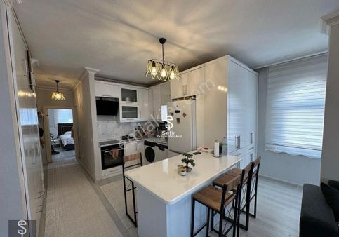 Alanya Cumhuriyet Mahallesin'de Satılık 1+1 Full Eşyalı Daire