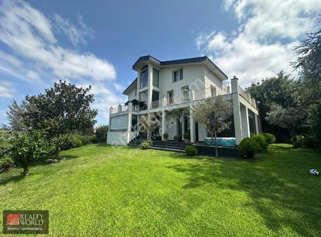 *realty World* Zekeriyaköy Vişne 3 Bölgesi Kiralık 6b Tipi Koza