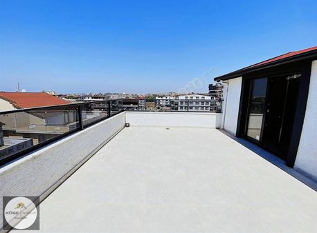 Darıca Tuzla Caddesinde Satılık 3+1 Lüks Dubleks Daire Asansörlü