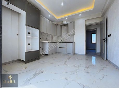 Babil Gayrimenkulden Ebeveyn Banyolu Geniş Balkonlu 3+1 Daire