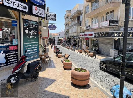 Milas Cumhuriyet Caddesinde Köşe Başı Kiralık İşyeri