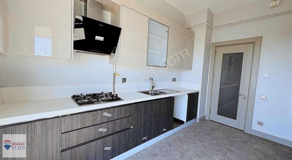 Emlak Konut Çınarköy Evleri Emine Göktürk'ten Kiralık 3+1