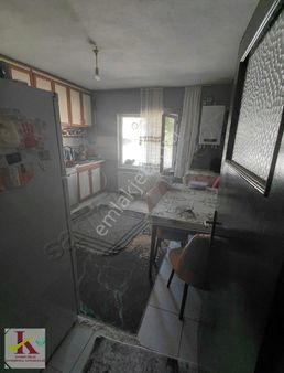 Kaymen Emlak Aşağısöğütönünde 857 M2 Arsa Üzeri İki Müstakil Ev