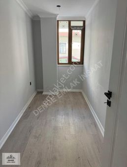 Alemdağda Hastaneye Yakın 2+1 Giriş Kat Daire