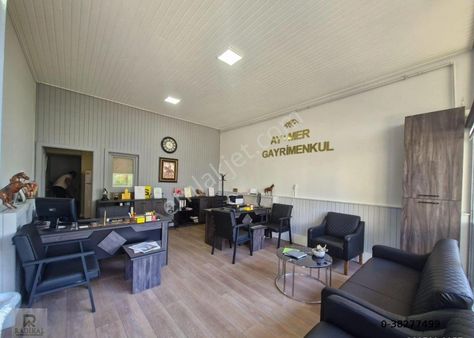 Kırkkonaklar Mahallesi 355. Sokakta Satılık Kupon Dükkan-mağaza.........