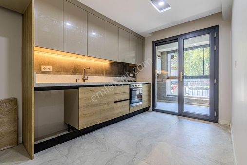 Atlas'tan, Sosyal Tesisli Sitede, 3+1, 135m2, K.otoparklı, Lüx