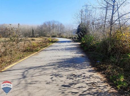 Re/max Tan Satılık Karasu Nun Gözde Bölgesinde Yatırımlık Tarla