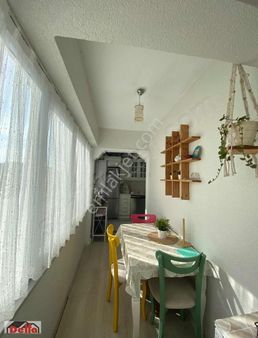 Delfa Yapıdan İskanlı Asansörlü Ara Kat Daire Acil. Satlılık