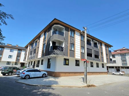 Hak Emlak'tan Koçyazı Mah.de Ebeveyn Banyolu Satılık 3+1 Daire