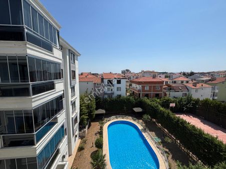 Cb King'den Plevne Mahallesinde Satılık 4+1 Havuzlu Lüks Daire