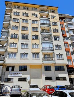 Şekerci Emlak'dan Çarşı Merkez Konumlu Satılık 3+1 Daire