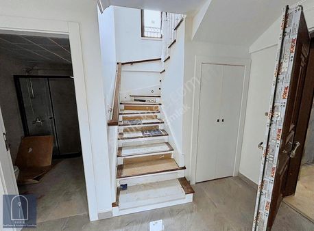 Emek Mahallesinde Merkezi Konumlu 4+1 Dubleks Daire