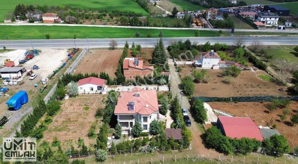 Ümit Emlak| Cip Yolu Üzeri Harika Konumlu Benzersiz 5.5+1 Villa