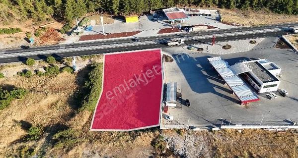 Arte Gayrimenkul'den Ana Yola Sıfır 3.002 M2 Satılık Tarla