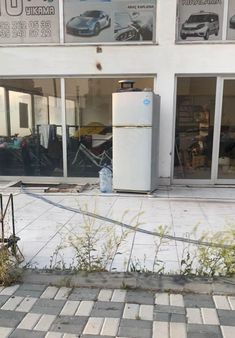 Erenlerde Satılık Köşe Konumlu Dükkan