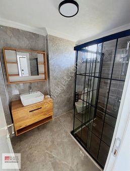 Rw Nefes'ten Altınova'da İyi Konumlu 3+1 Villa