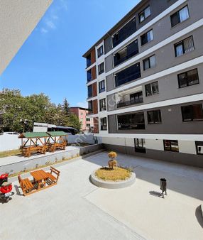 Evim Gayrimenkul'den3+1butik Site İçerisinde 130m2 Satılık Daire