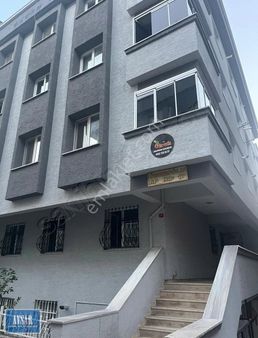 Ümraniye İstiklal Mh Geniş İki Kat Kullanımlı Satılık Dubleks