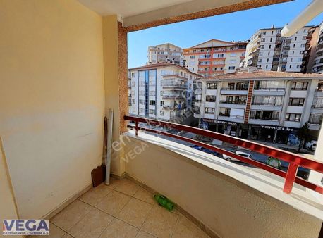 ▄vega▄gayrimenkul▄dereboyu Cadde Üzeri 5+1 Dublexs Daire