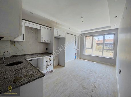 Ebeveyn Banyolu Amerikan Mutfaklı Sıfır 2+1 Daire