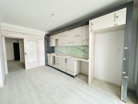 Karapürçek'te Giyinme Odalı Full Yapılı 3+1 Satılık Sıfır Daire !!