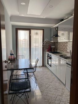 Rumeli Mh E.banyolu Otoparklı Arakat 3+1 Daire