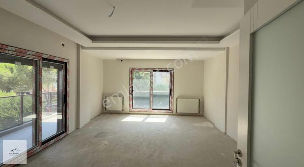 Esendağlı'dan Gazi Mahallesinin Kalbinde Lüks 2+1 Satılık Daire