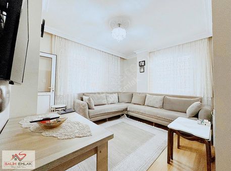 Salih Emlak 'tan Satılık 2+1 Yüksek Giriş Balkonlu 15 Yaşında