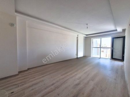 Kuşadası Davutlar Merkez De 4+2 Çatı Dubleks Daire