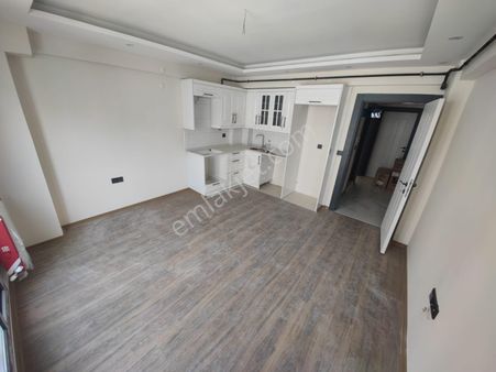 🏡ege Mahallesi 🏡 ✅2+1 85 M2 5 Katlının 4 Katı ❇️kombi Petekli