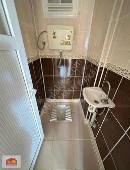 Cumhuriyet'te Kısmi Deniz Manzaralı Metroya Yakın Daire