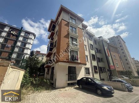 Ekip Gayrimenkul Den Merkezi Konumda Katta Tek 100 M2 2+1