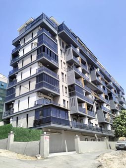 Site İçi Yüzme Hav. Fitness Salon Kap/açık Otoparklı Satılık 1+1