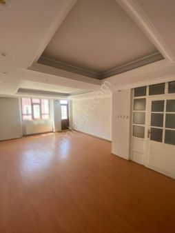 Satılık Site İçi Geniş Kullanışlı 3+1 Daire