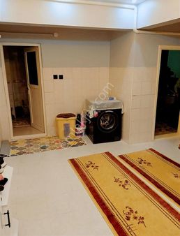 61 Nostalji Emlaktan'tan 2+1 3 Nolu Eroğduda Satılık Daire