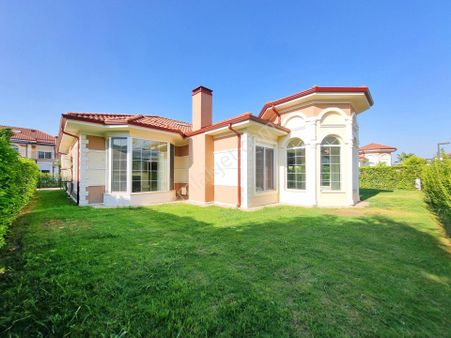Gökhan Üçgün - Vali Konakları 2 - Tek Katlı, Tam Müstakil Villa