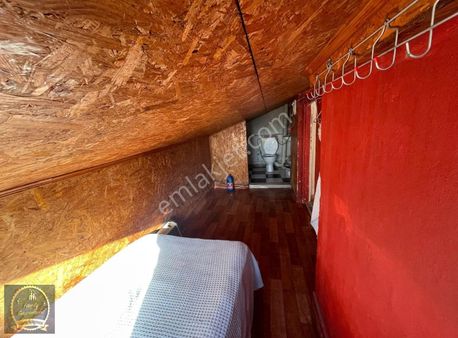 Silivri Merkezde Eşyalı Kiralık 1+1 Daire Çatı Katı