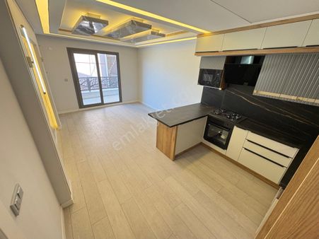 Arya'dan Akçay Merkezde 1+1 Satılık Daire